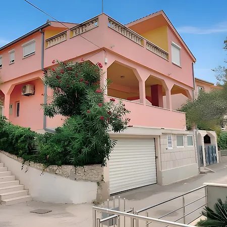 Cosy Apartamento Trogir