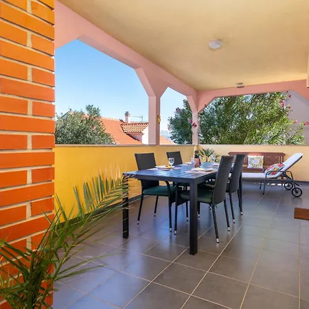 Cosy Apartamento Trogir